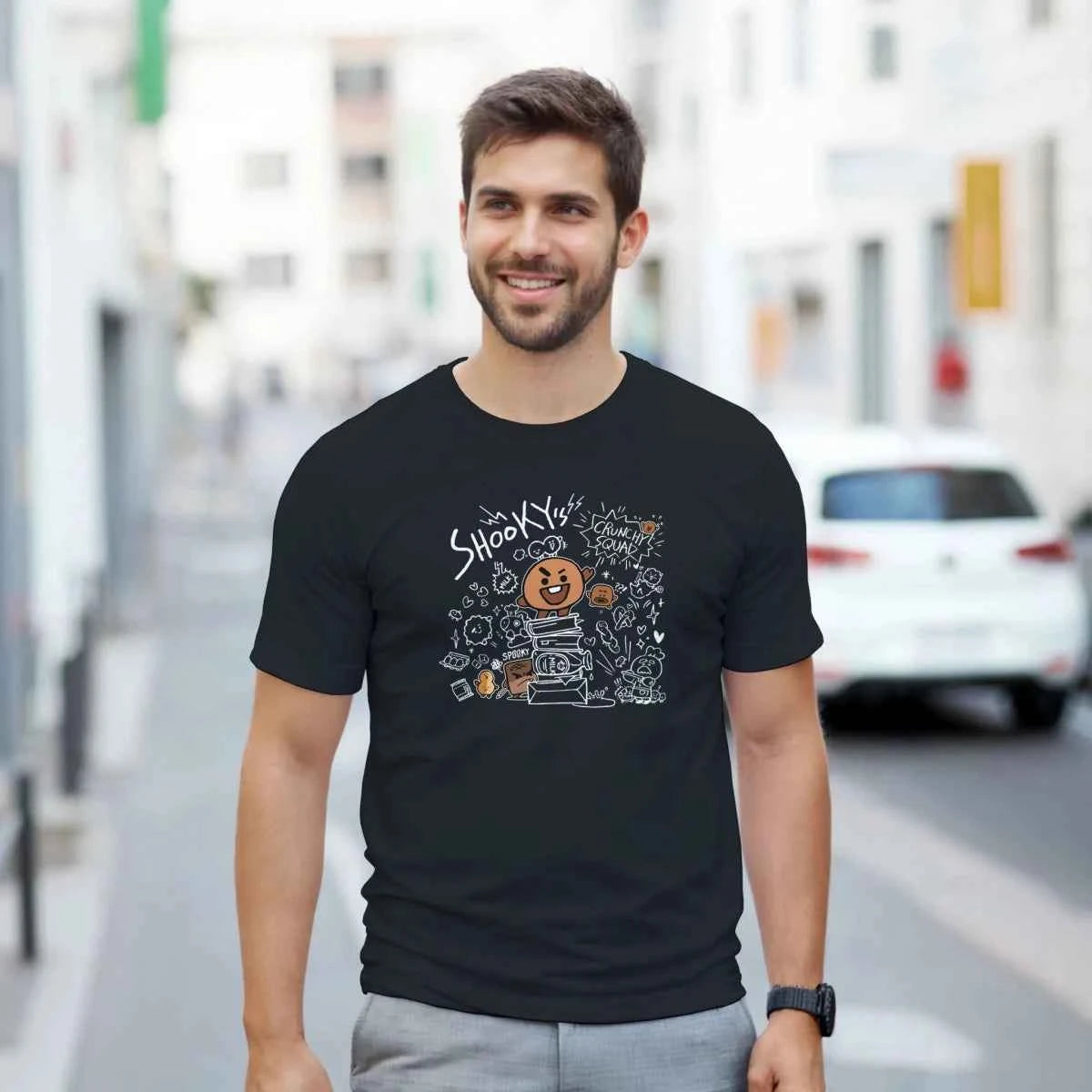 T-shirt BTS BT21 - SHOOKY, le Biscuit Malicieux de SUGA | Design « Crunchy Squad » - Style Fun K-Pop