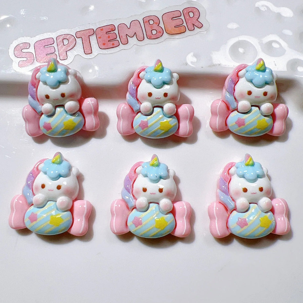 10 Accessoires en Résine Licorne | Cabochons Plats Arc - en - Ciel - DIY, Bijoux, Décoration Charms - KAWAII FAVIE