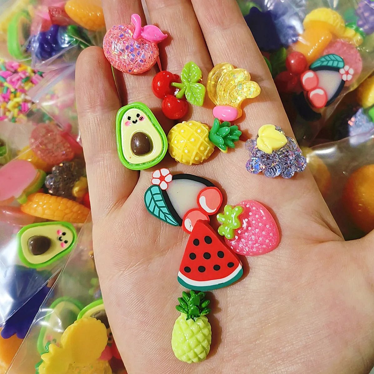10 Charms Fraises en Résine | Dos Plat 17x19mm pour Slime, Décoration & DIY - KAWAHIP Charms - KAWAII FAVIE
