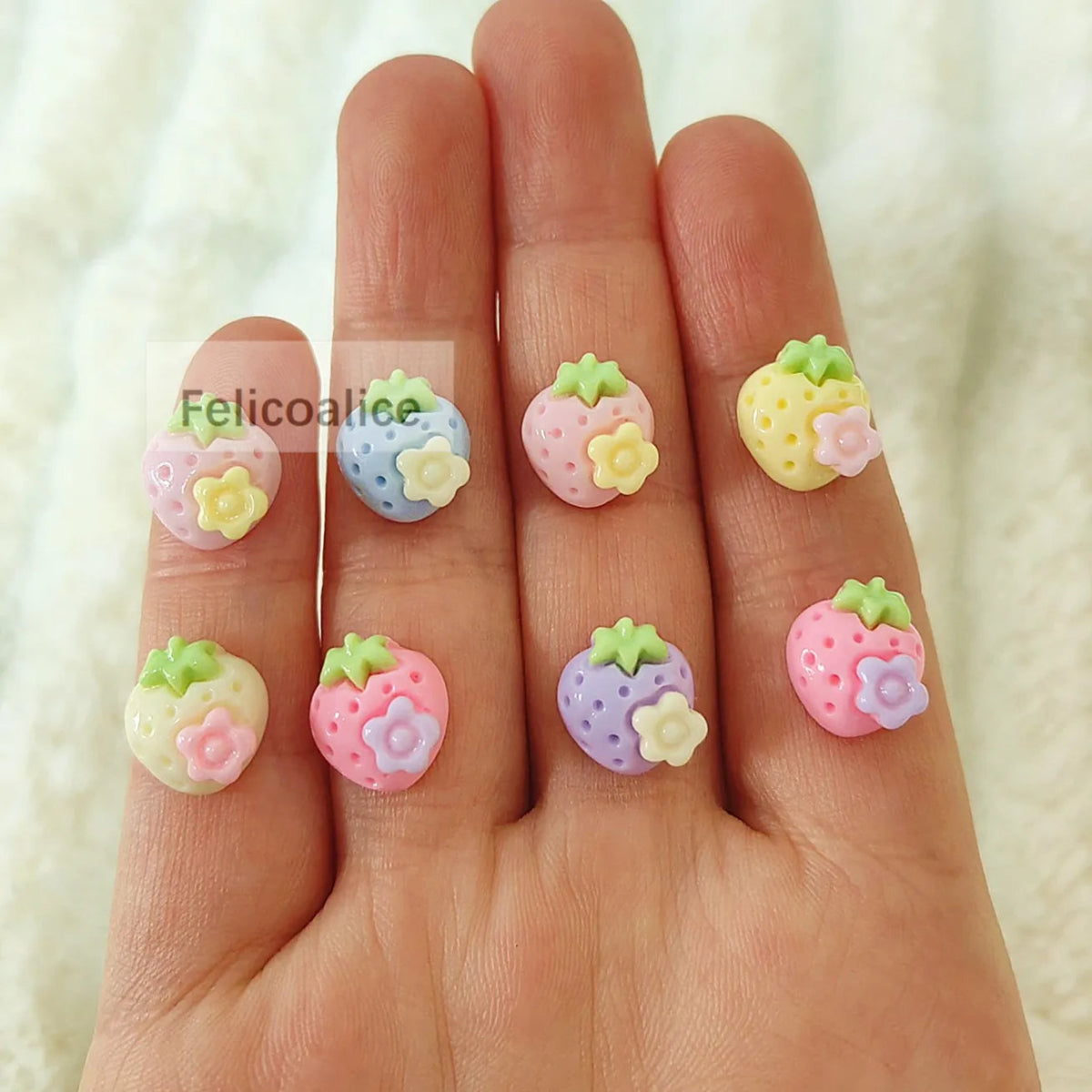 10 Charms Fraises en Résine | Dos Plat 17x19mm pour Slime, Décoration & DIY - KAWAHIP Charms - KAWAII FAVIE