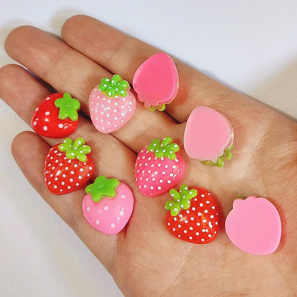 10 Charms Fraises en Résine | Dos Plat 17x19mm pour Slime, Décoration & DIY - KAWAHIP Charms - KAWAII FAVIE