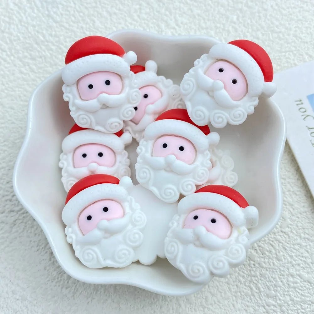 10 Ornements en Résine de Noël | Collection Cartoon (Bonhomme de Neige, Père Noël) - Dos Plat pour Barrettes Cheveux, DIY Charms - KAWAII FAVIE