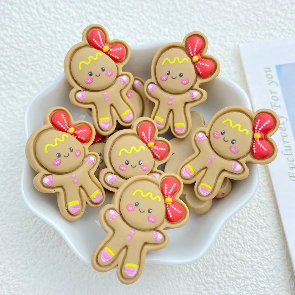 10 Ornements en Résine de Noël | Collection Cartoon (Bonhomme de Neige, Père Noël) - Dos Plat pour Barrettes Cheveux, DIY Charms - KAWAII FAVIE