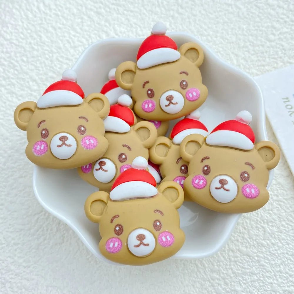 10 Ornements en Résine de Noël | Collection Cartoon (Bonhomme de Neige, Père Noël) - Dos Plat pour Barrettes Cheveux, DIY Charms - KAWAII FAVIE