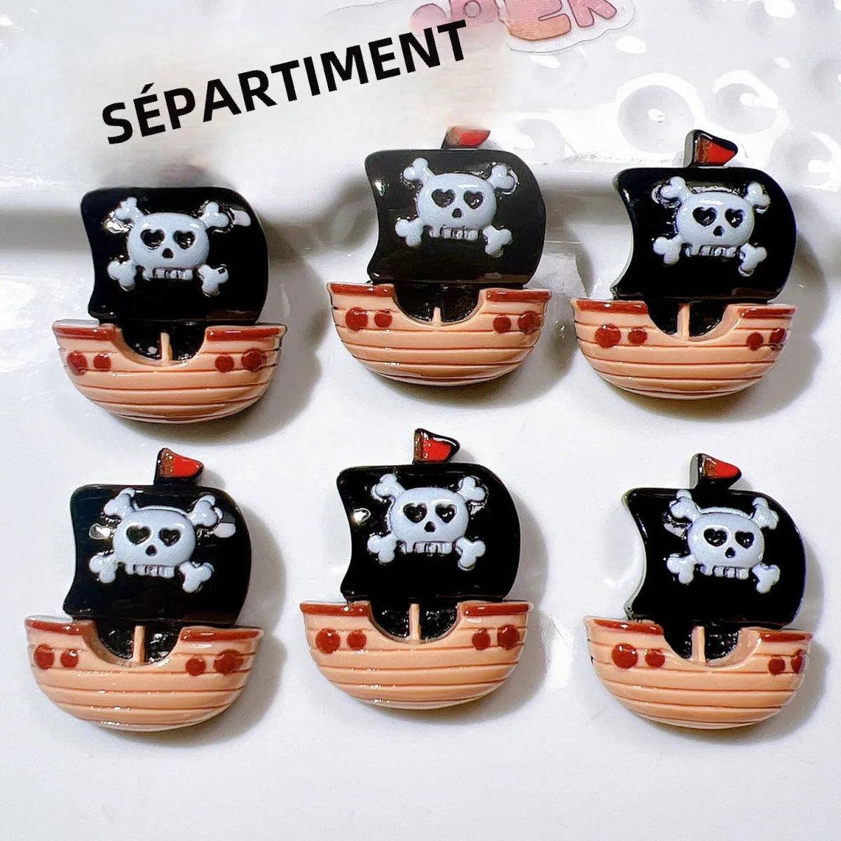 10 Perles en Résine 3D Pirates & Crânes Cartoon | Dos Plat - DIY, Mariage, Halloween, Bijoux KAWAHIP Charms - KAWAII FAVIE