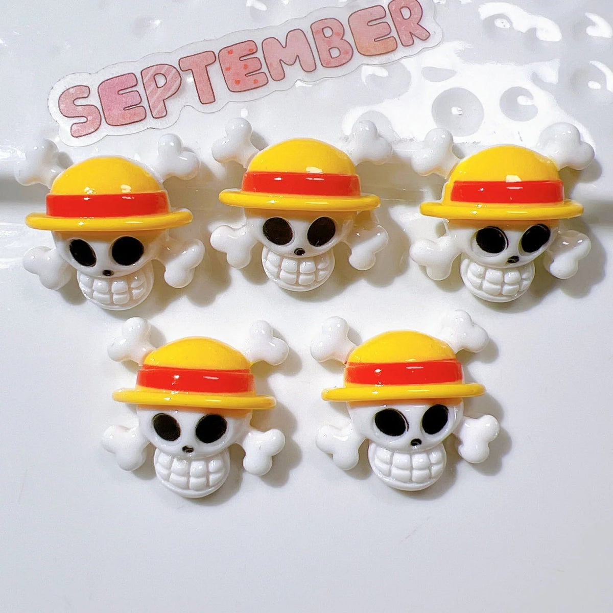 10 Perles en Résine 3D Pirates & Crânes Cartoon | Dos Plat - DIY, Mariage, Halloween, Bijoux KAWAHIP Charms - KAWAII FAVIE