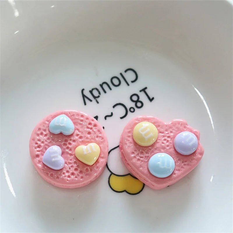 10 Pièces Cœurs en Résine Bonbon Arc - en - Ciel | Charms 3D pour DIY, Décoration Téléphone, Accessoires - KAWAHIP Charms - KAWAII FAVIE