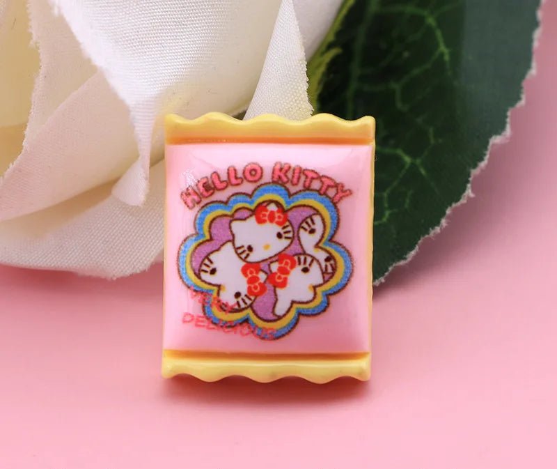 10Pcs Accessoires en Résine Sanrio | Charms Décoratifs Personnalisables - DIY, Collection, Cadeau Charms - KAWAII FAVIE
