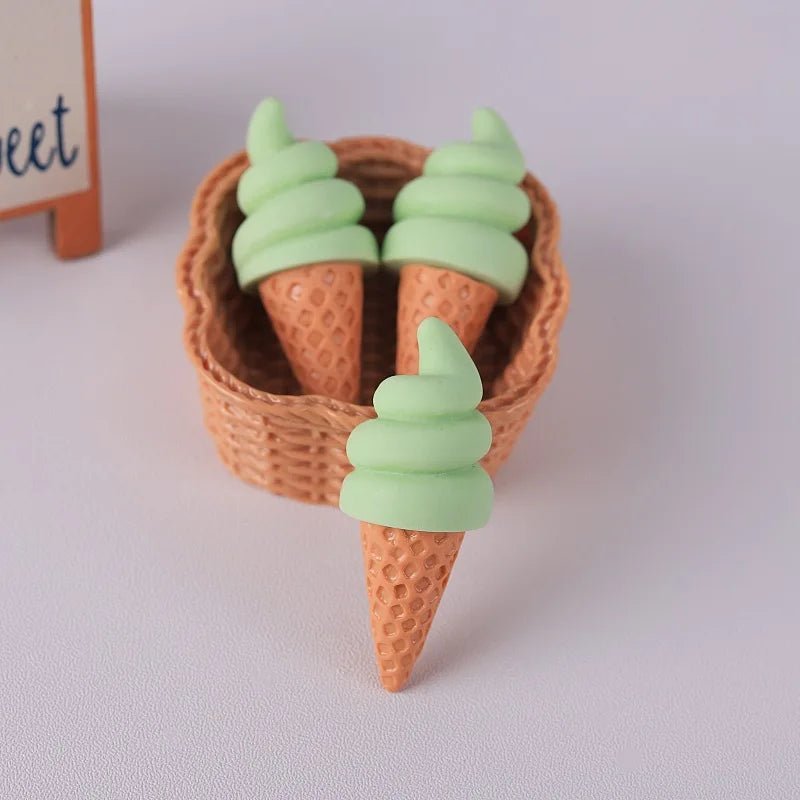 3 Mini Cônes de Glace en Résine | Décor Miniature pour Maison de Poupée, Suspension - Décoration Réaliste KAWAHIP Charms - KAWAII FAVIE