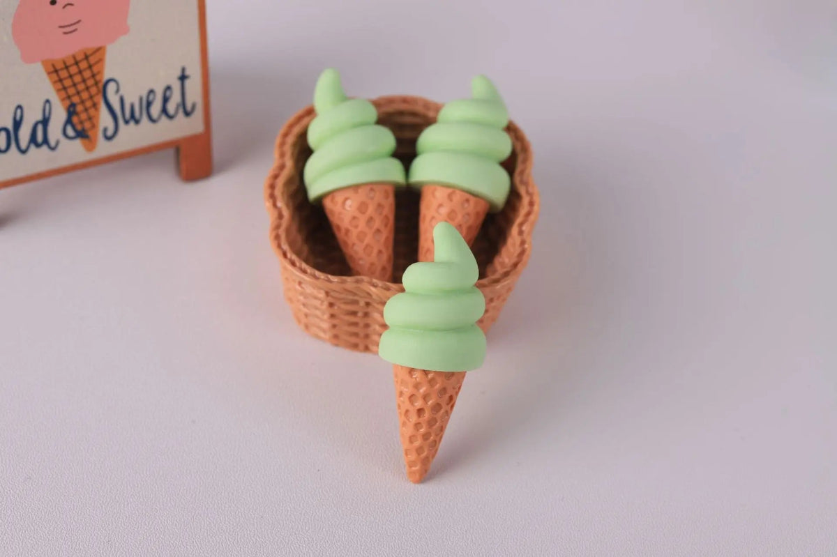3 Mini Cônes de Glace en Résine | Décor Miniature pour Maison de Poupée, Suspension - Décoration Réaliste KAWAHIP Charms - KAWAII FAVIE
