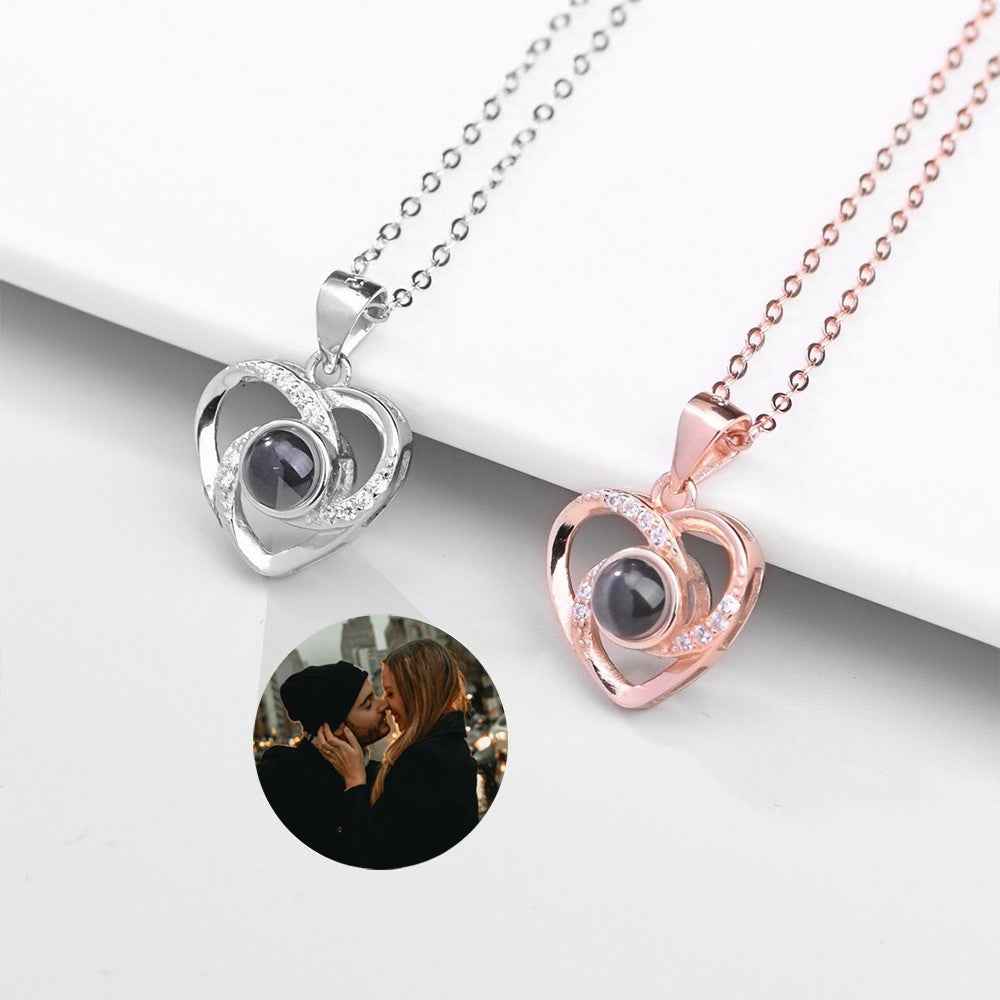 Collier Cœur Projection Photo en Argent 925 | Gravure Photo & Message d'Amour en 100 Langues - Cadeau Magique Necklace - KAWAII FAVIE