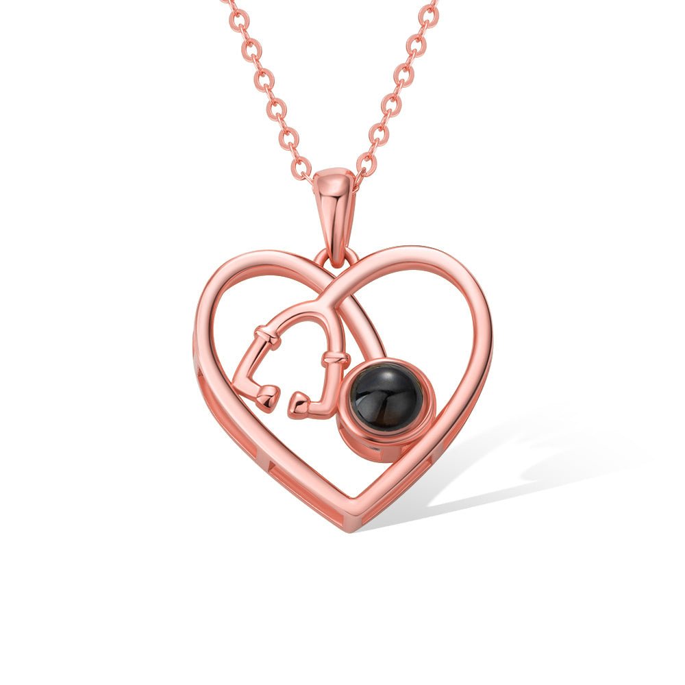 Collier Cœur Stéthoscope Projection Photo en Argent 925 | Cadeau Personnalisé pour Infirmière, Médecin & Étudiant en Médecine Necklace - KAWAII FAVIE