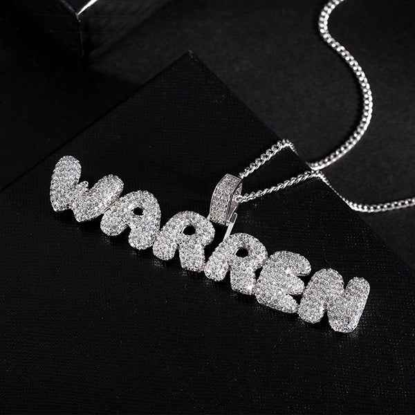 Collier Hip - Hop Bubble Letter Personnalisé | 1 à 8 Lettres avec Pierres « Iced Out » - Style Unique & Éclatant Necklace - KAWAII FAVIE
