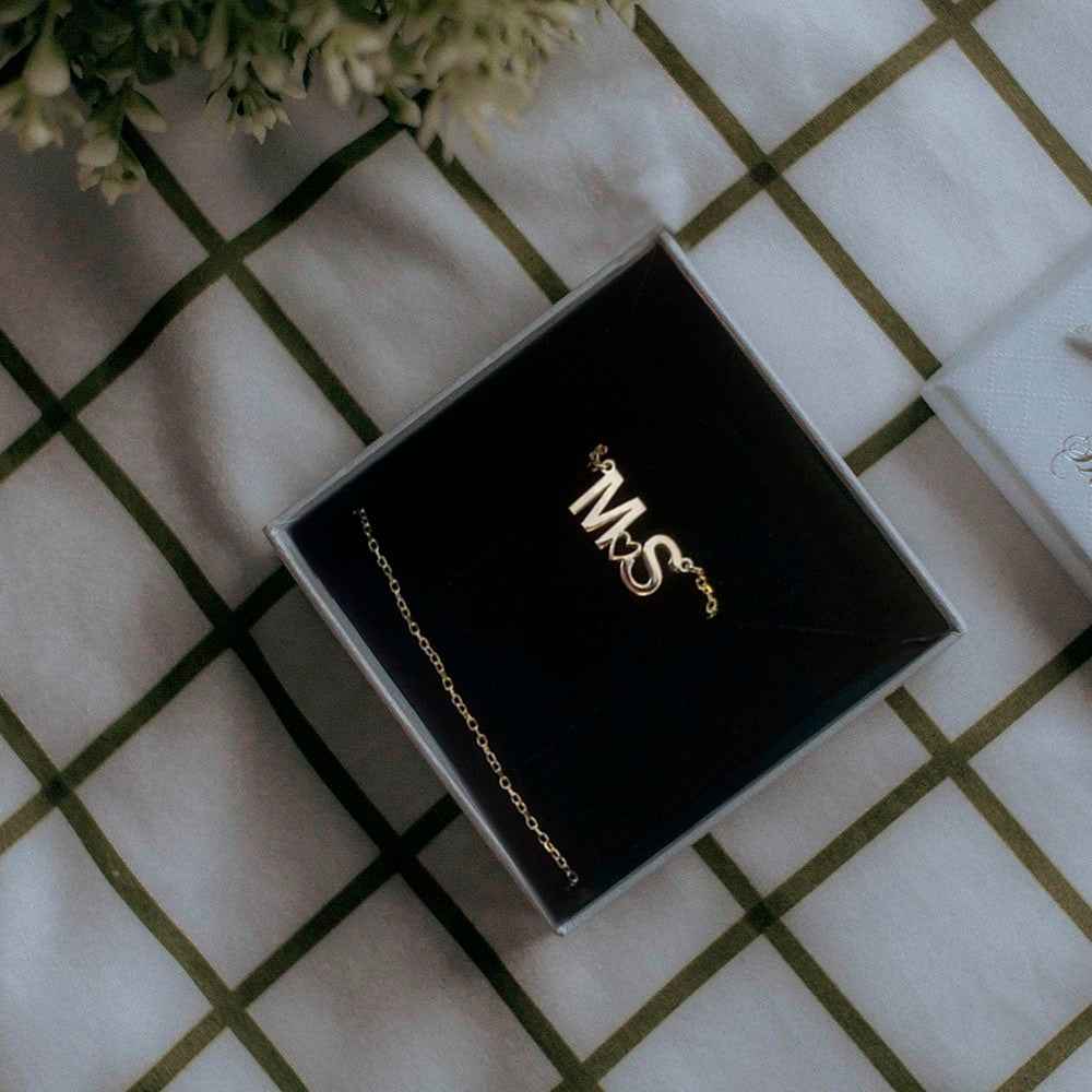 Collier Initial Personnalisé (1 - 2 Lettres) en Argent Sterling 925 | Cadeau Élégant pour Saint Valentin Necklace - KAWAII FAVIE