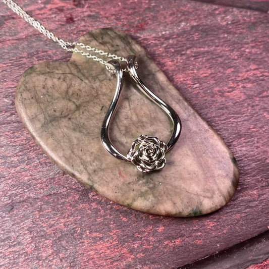 Collier Porte - Alliance avec Pendentif Rose | Porte - Bague Cadeau pour Femme, Infirmière, Mère Necklace - KAWAII FAVIE