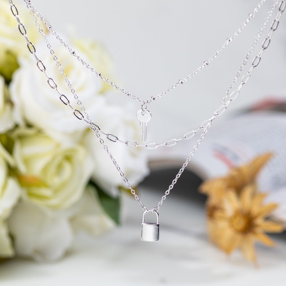Collier « Secret Partagé » à 3 Rangs | Cadenas & Clé en Laiton Doré/Platiné - Cadeau pour Elle, Mère, Amie Necklace - KAWAII FAVIE