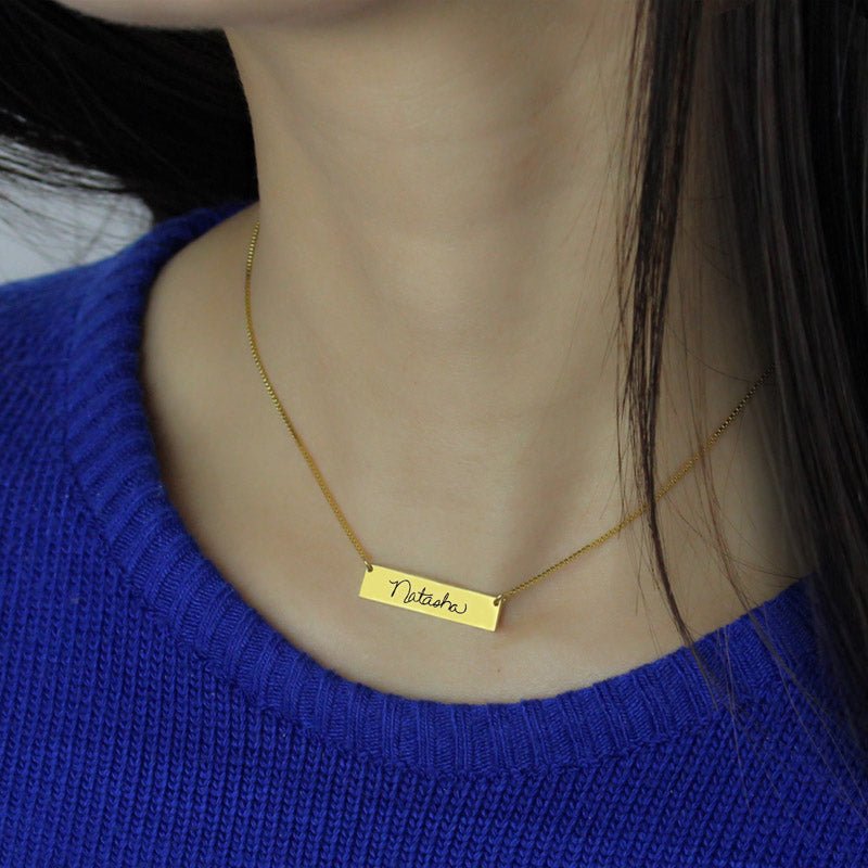 Collier « Signature » Barre Manuscrite en Or 18K | Gravure de Votre Nom ou Message - Bijou Personnel Unique Necklace - KAWAII FAVIE