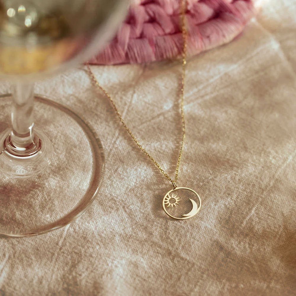 Collier Soleil et Lune en Argent Sterling 925 | Pendentif Symbolique d'Équilibre & d'Harmonie - Cadeau d'Amour Necklace - KAWAII FAVIE