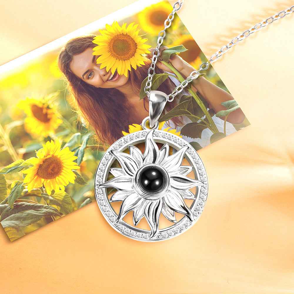 Collier Tournesol Projection « Je T'aime » en 100 Langues | Pendentif Personnalisable avec Photo - Cadeau Lumineux Necklace - KAWAII FAVIE