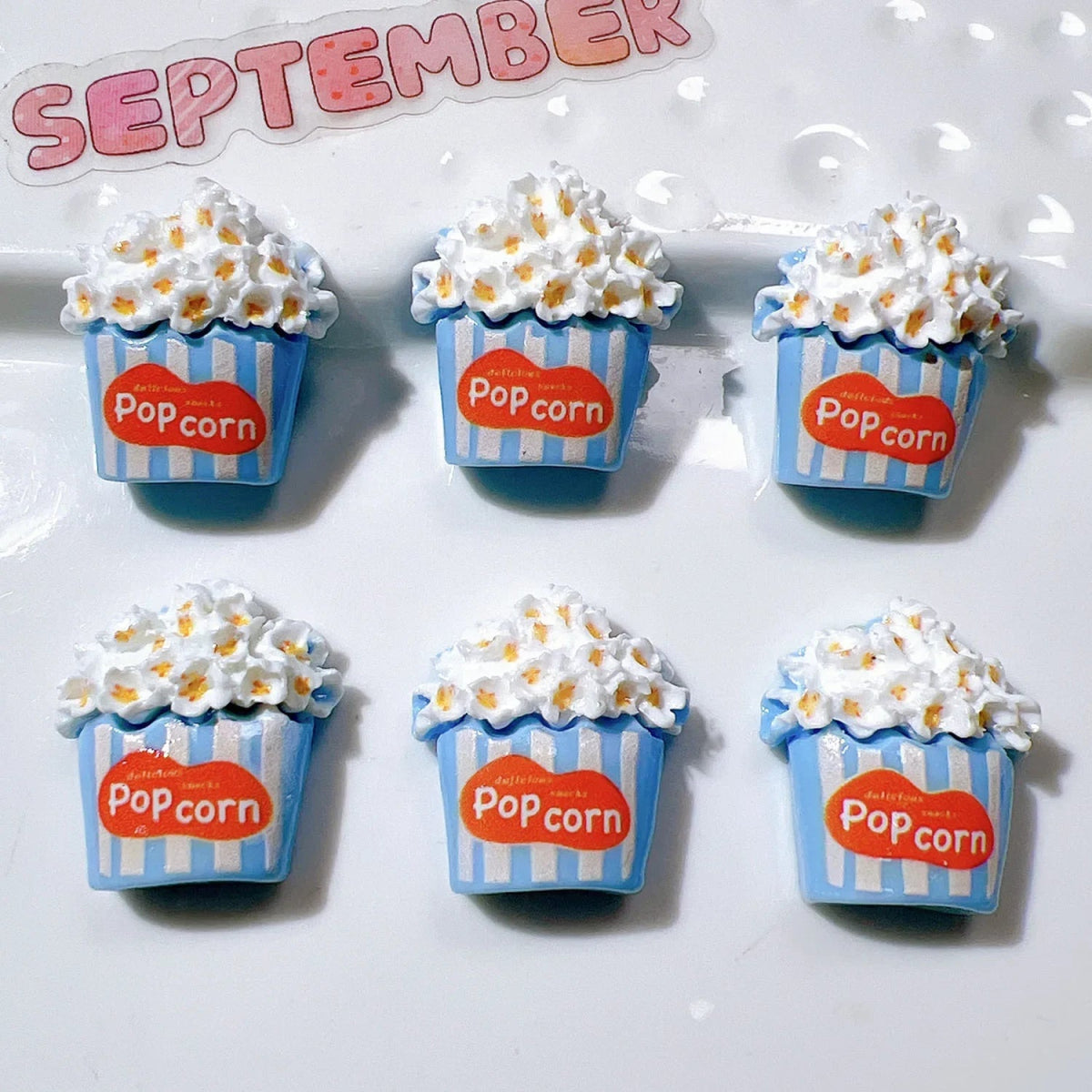 Lot de Charms 6pcs en Résine KAWAHIP | Décorations 3D pour Nail Art DIY - Accessoires Personnalisables pour Ongles et Créations Charms - KAWAII FAVIE