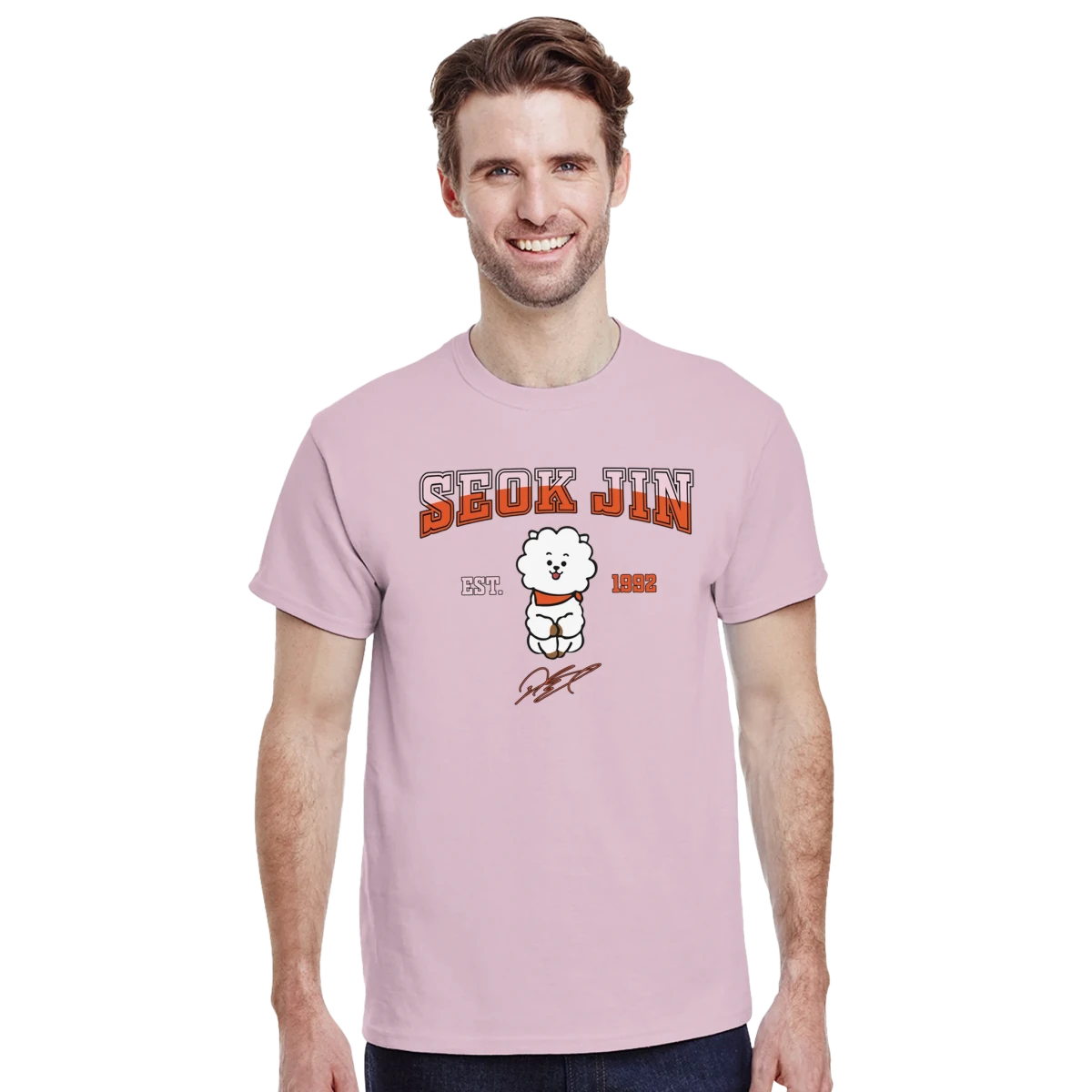 T-shirt BTS Jin RJ Mascotte Vintage | Style Campus EST. 1992 - Design Officiel Collector K - Pop T-shirt - KAWAII FAVIE