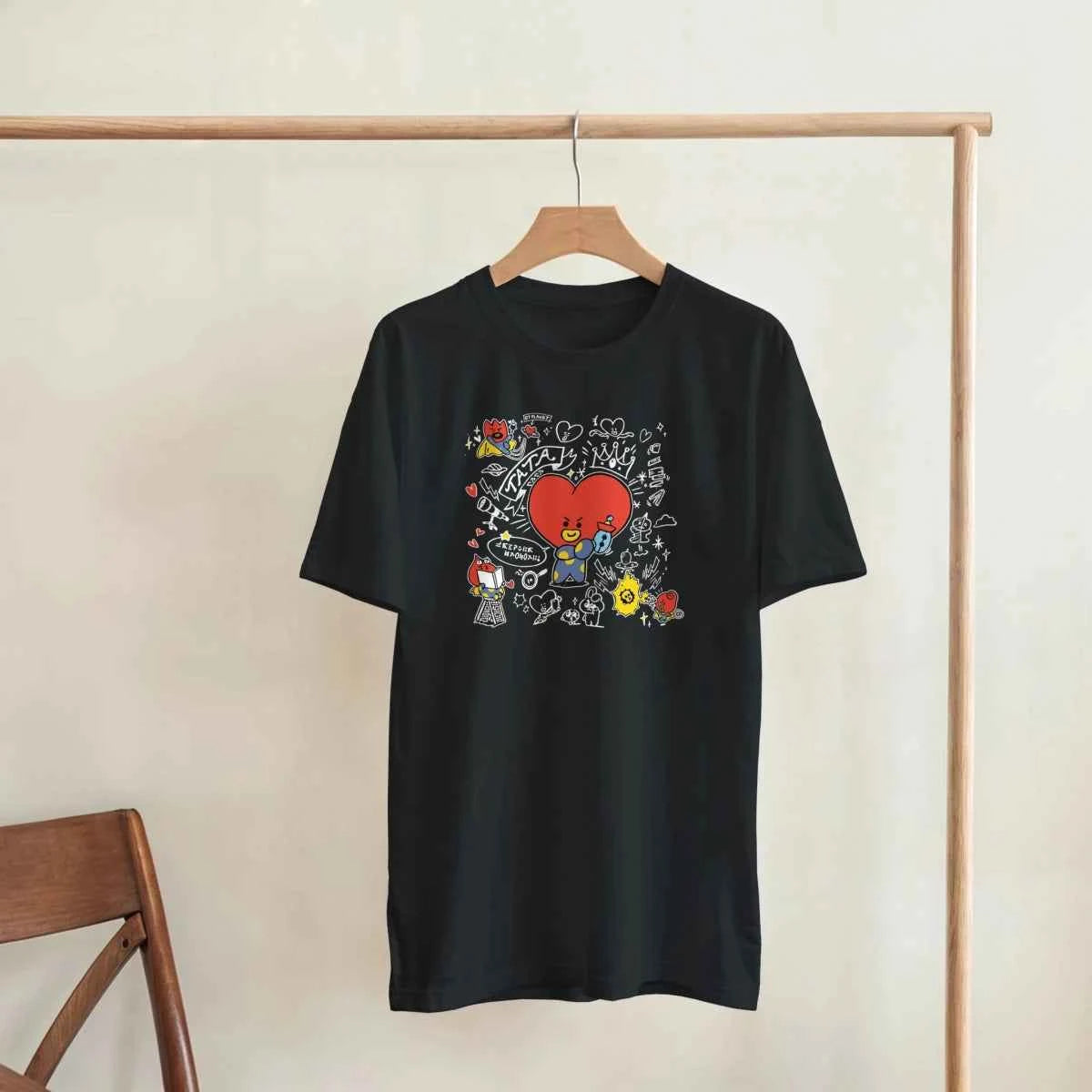 T-shirt Kpop BTS  BT21 TATA et Friends, le Cœur Farceur | Style Fun K-Pop - Unisexe