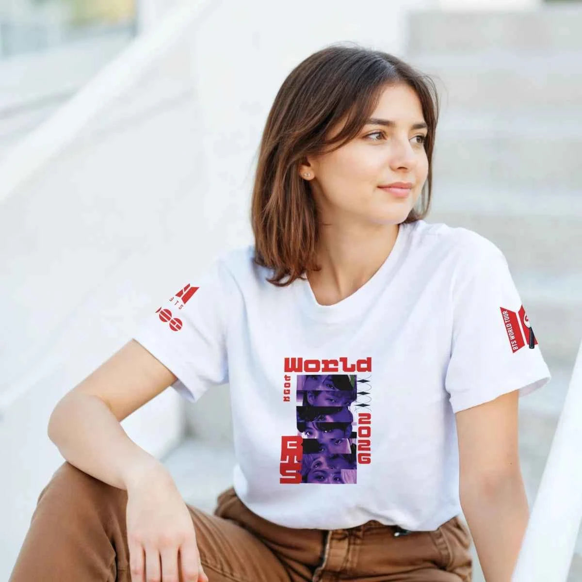 T-shirt Kpop BTS « World Tour » Collection Limitée | Design Graphique avec les Membres - Unisexe Homme & Femme